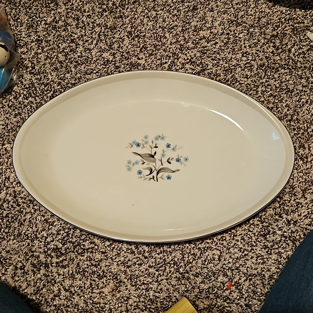 14 inch oval serving platter. Orleans by metro. Made in Japan